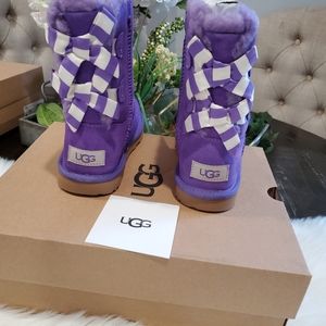 Autenthic UGG SIZE 2